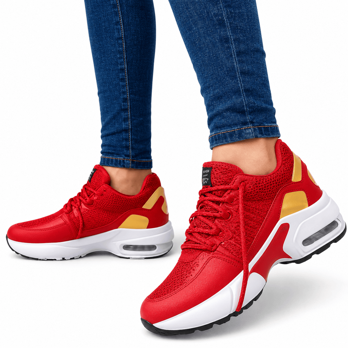 Ortopædiske sko i sneakerstil med mesh, snørebånd og tyk støddæmpende sål