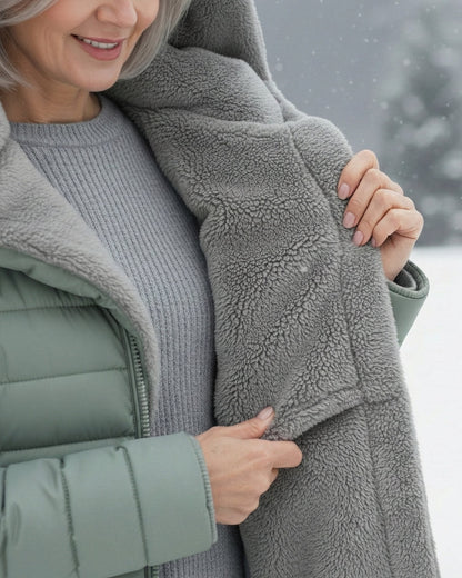 Alice foret vinterjakke i quiltet puffer-stil med hætte og lynlås