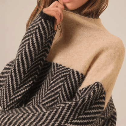 Noelle rullekravetrøje i faux cashmere med sildebensmønster og løs pasform