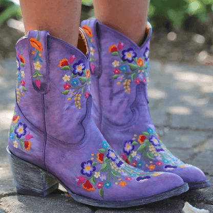 Korte vintage cowboystøvler i læder med blomsterbroderi og spids tå